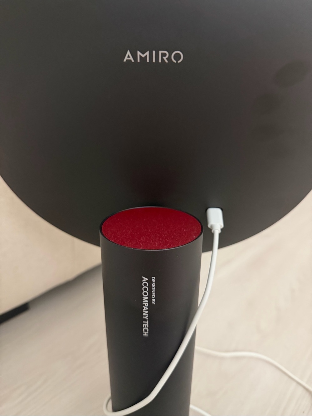 AMIRO O2 LED Vanity Mirror - Picture 2 of 7